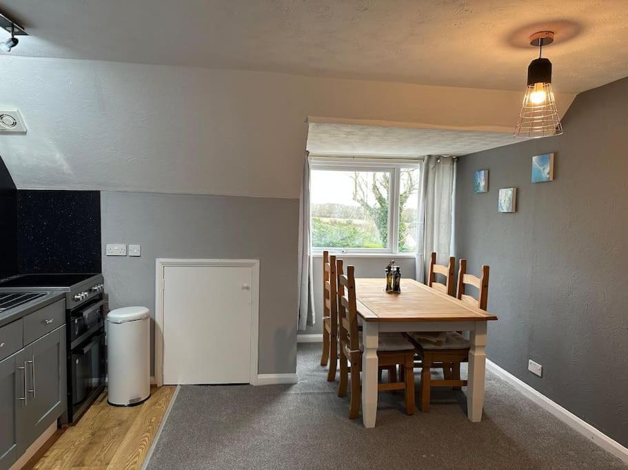 Faldouet 3 Bed Flat In Rock Saint Minver エクステリア 写真